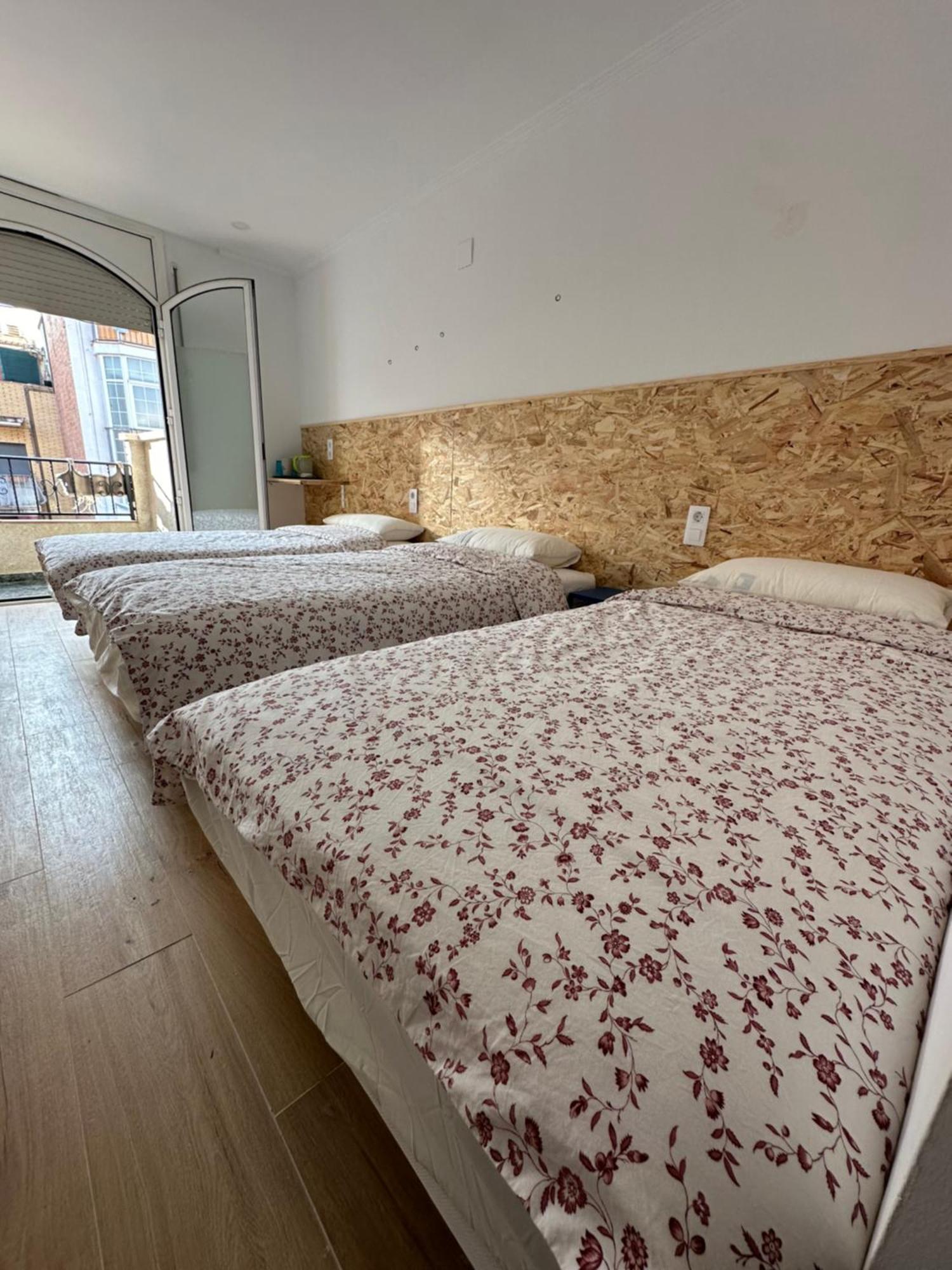 Fudodo舒适3 Beds Hotel L'Hospitalet de Llobregat Exterior foto